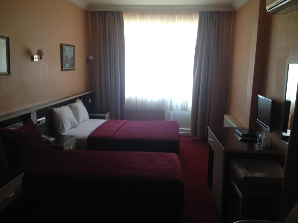 Mina 1 Otel