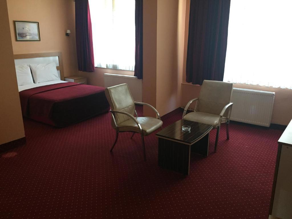 Mina 1 Otel