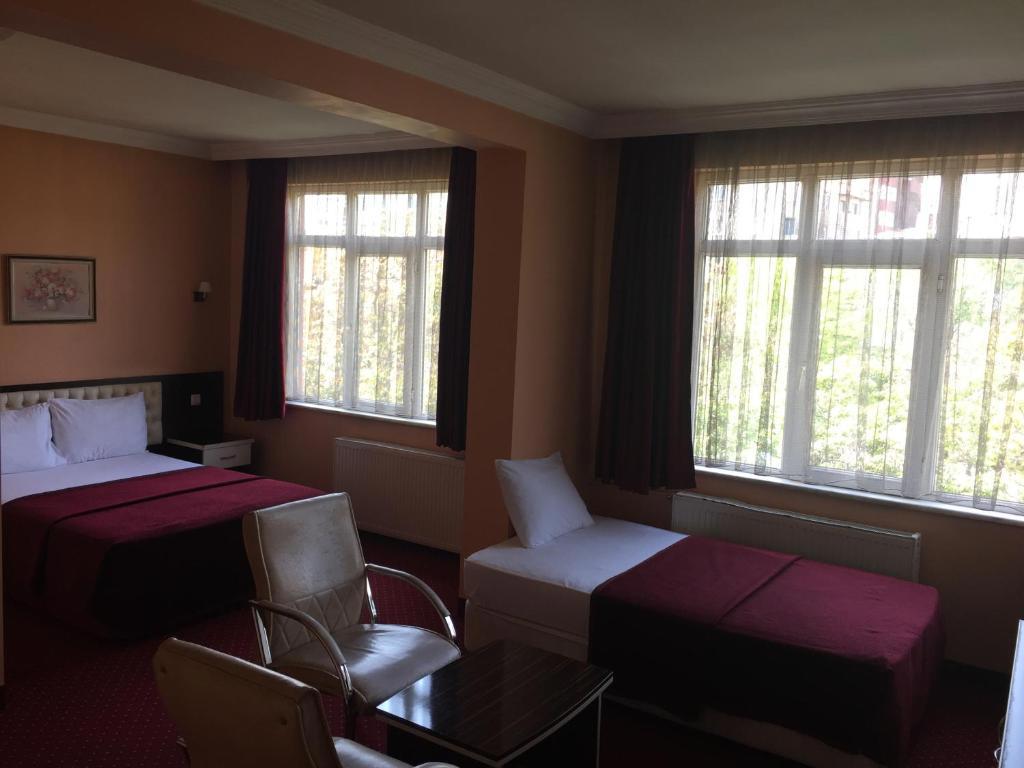 Mina 1 Otel