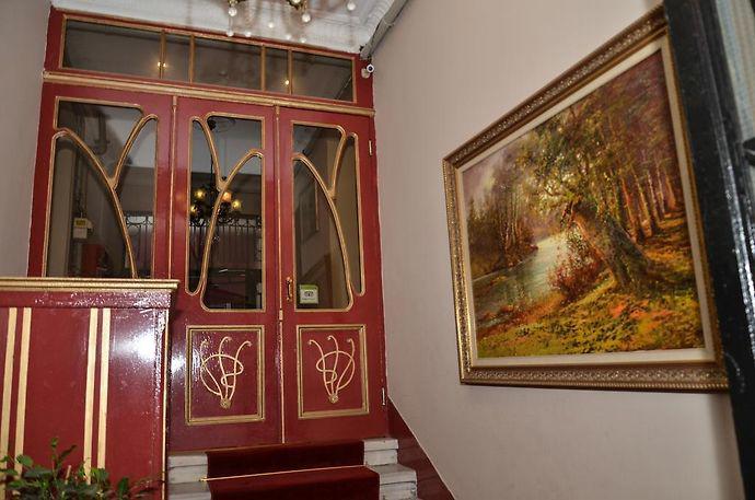 Omer Hayyam Suites