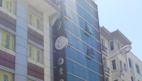 Envoy Hotel