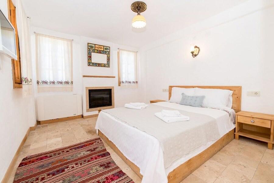 Kaya Guest House