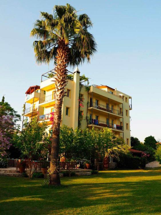 Emel Pension