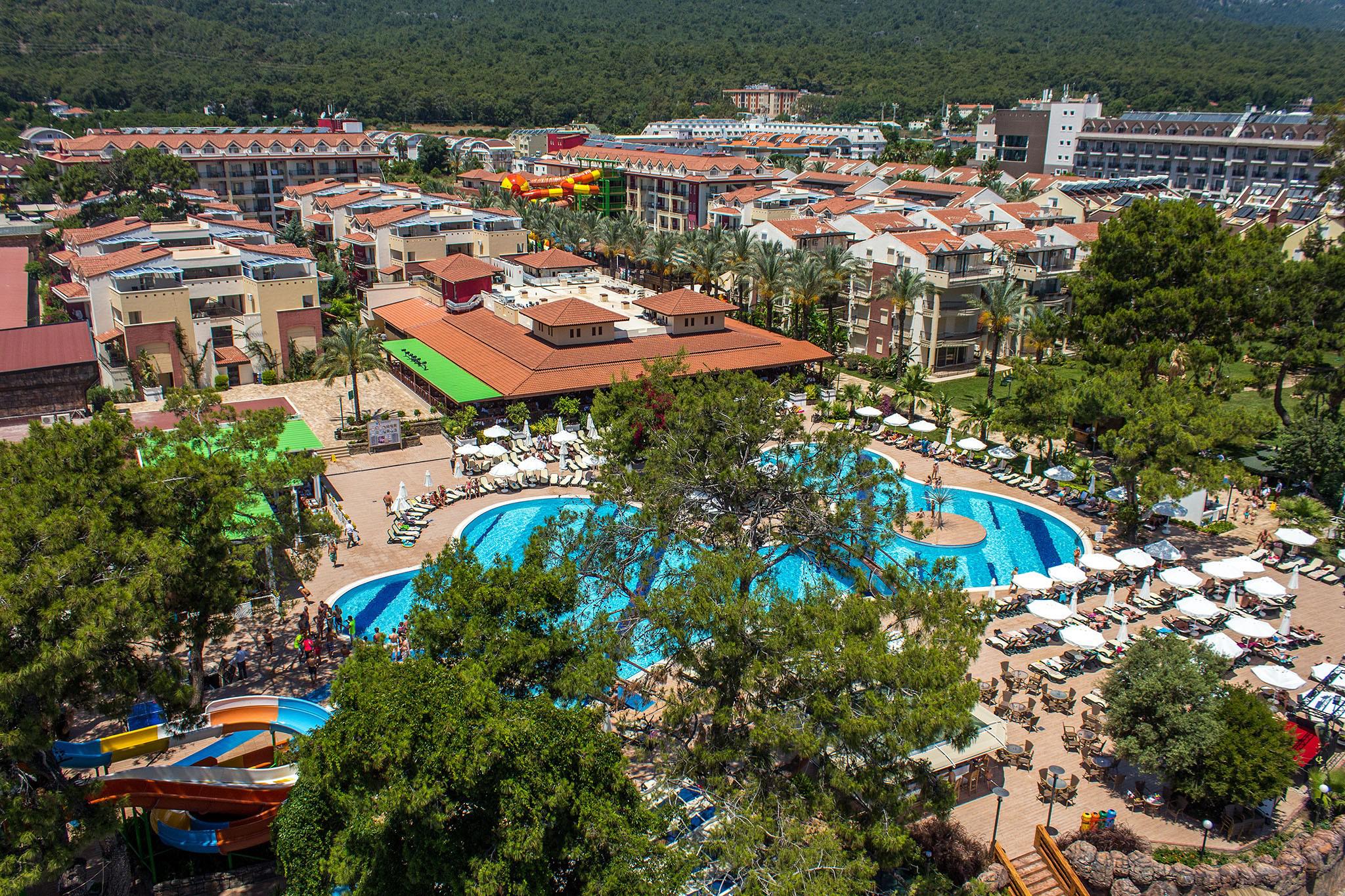 Crystal Aura Beach Resort & Spa Hotel