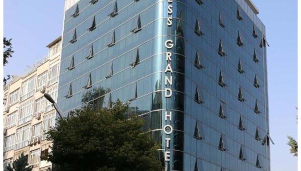 Business Grand Hotel