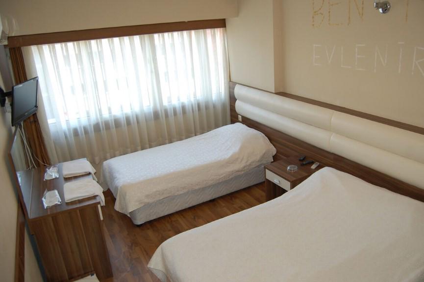 Nil & Alav Hotel