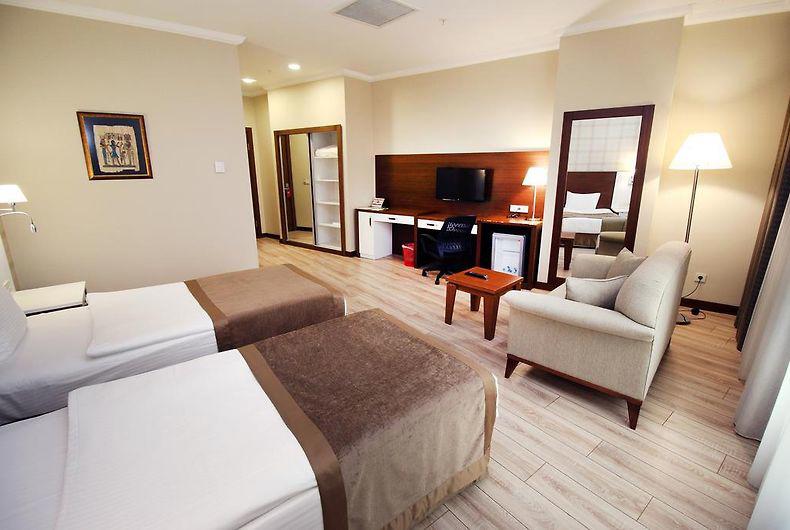 Boss Hotel