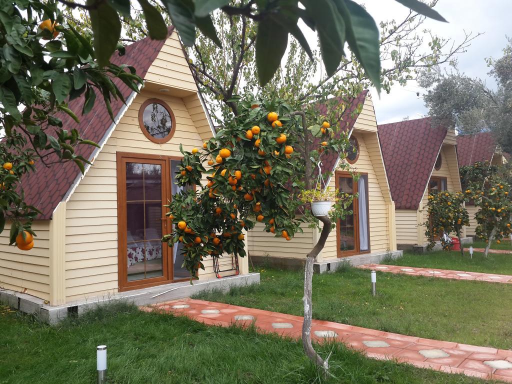 Idavilla Bungalow Hotel