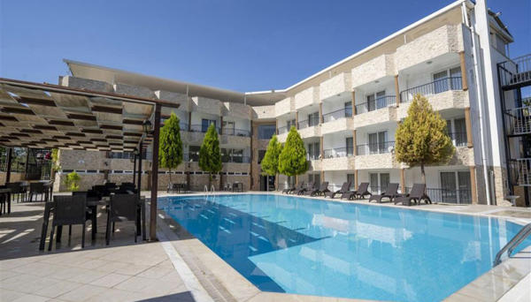 Ayapam Hotel