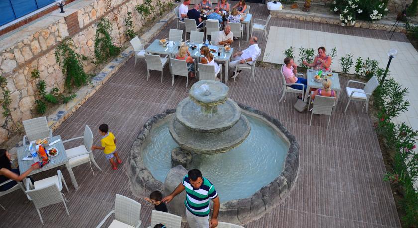 Rose Garden Boutique Hotel