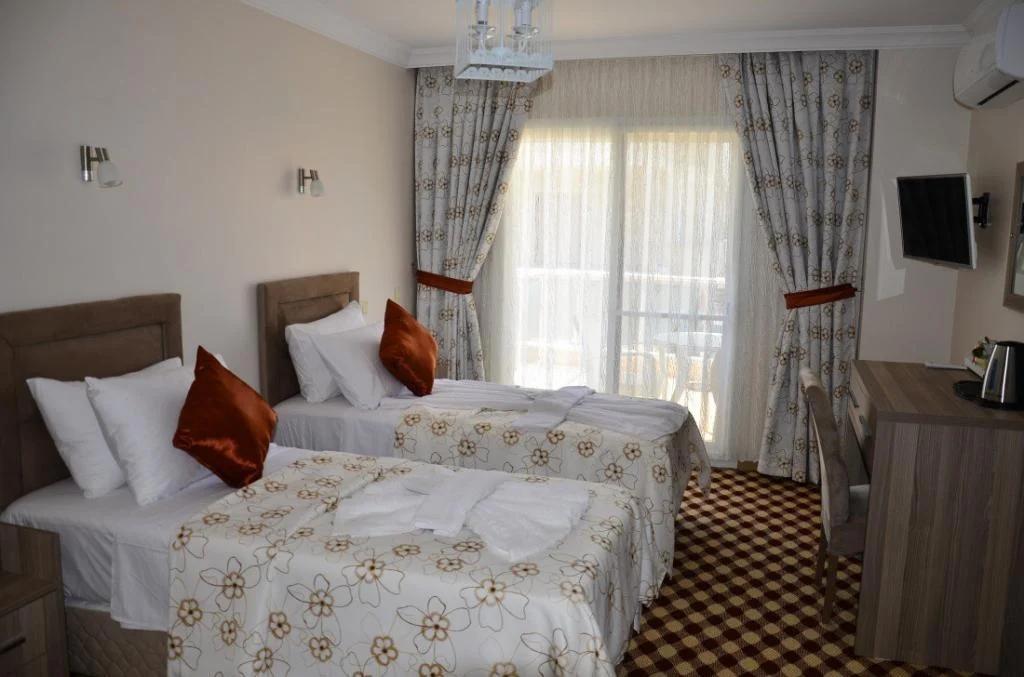 Rose Garden Boutique Hotel
