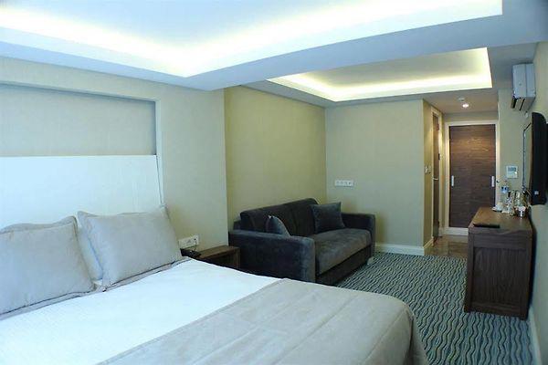 Aston Residence