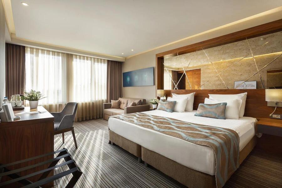 Artur Hotel