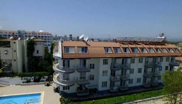 Un Side Hotel