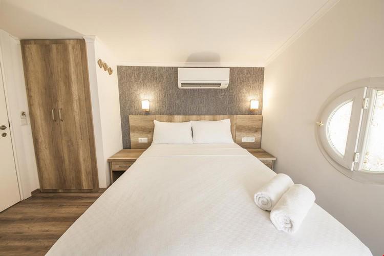Dekatria Rooms & Aparts