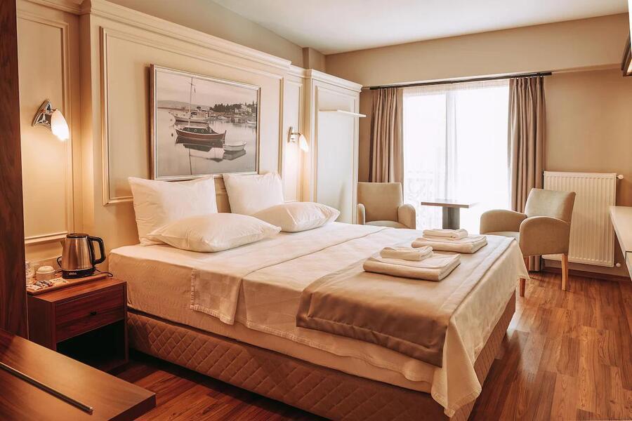 Armida City Hotel
