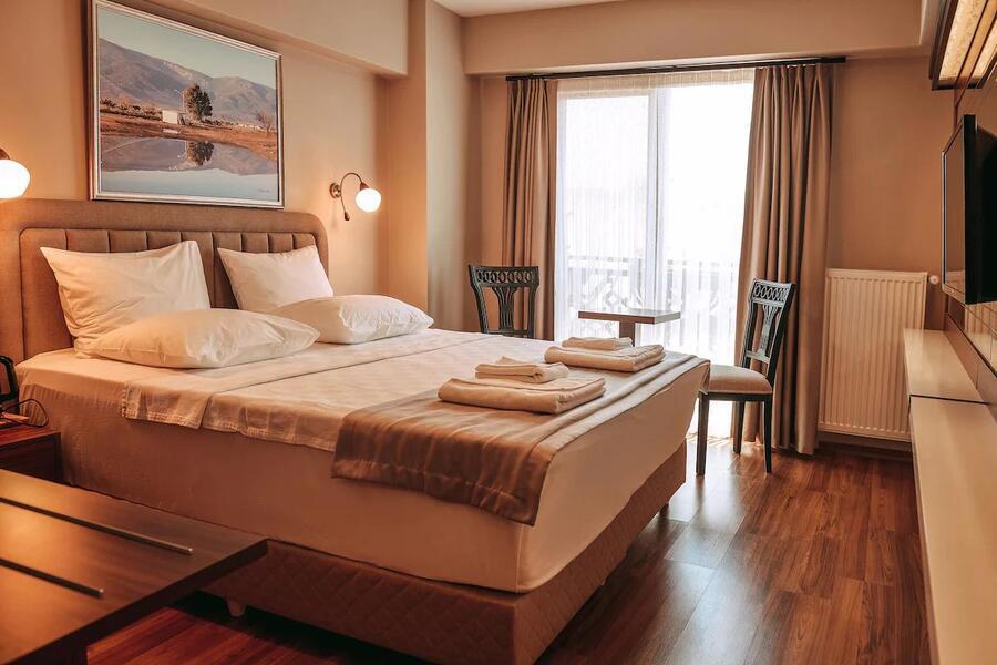 Armida City Hotel