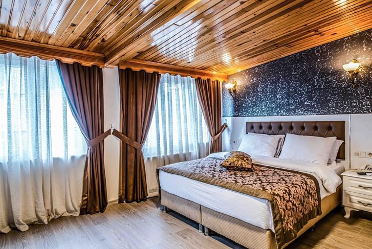 Lazz City Hotel