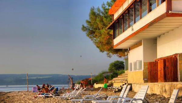 Dardanos Yerleşkesi Resort Otel