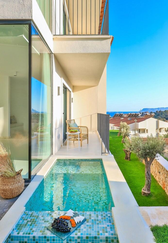 Carruba Boutique Hotel