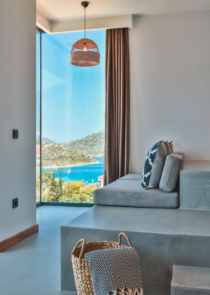 Carruba Boutique Hotel