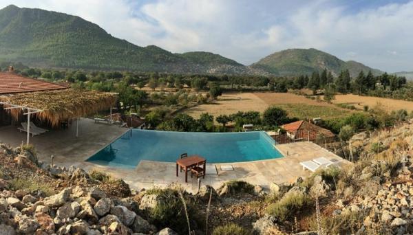 5 Kaza Hotel