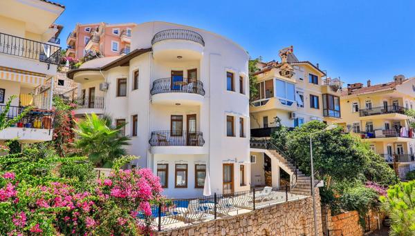 Ekici Suites