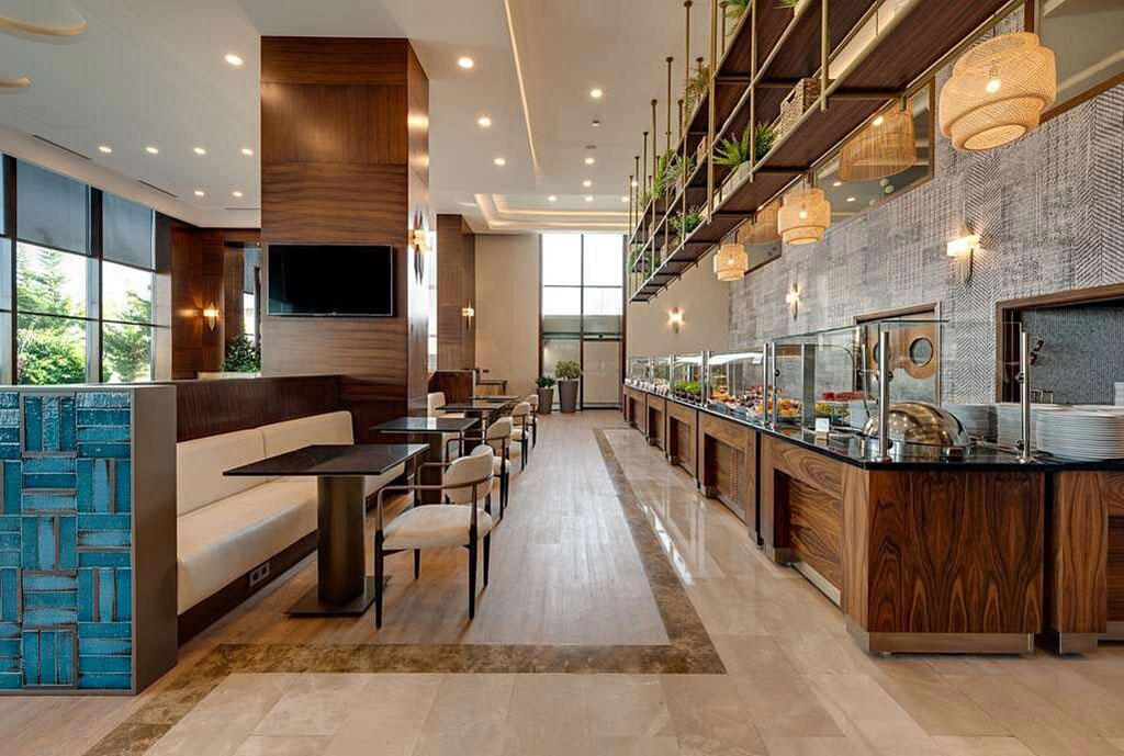 Doubletree By Hilton Hotel Van
