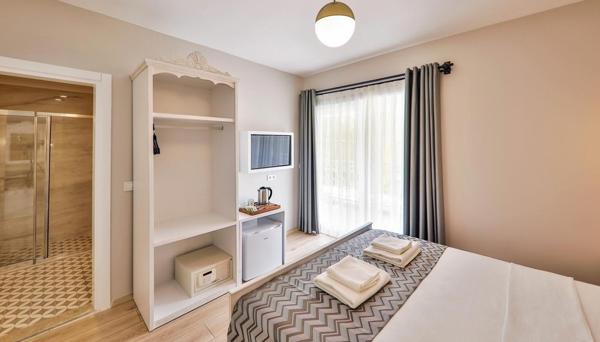 Lora Kaş Otel