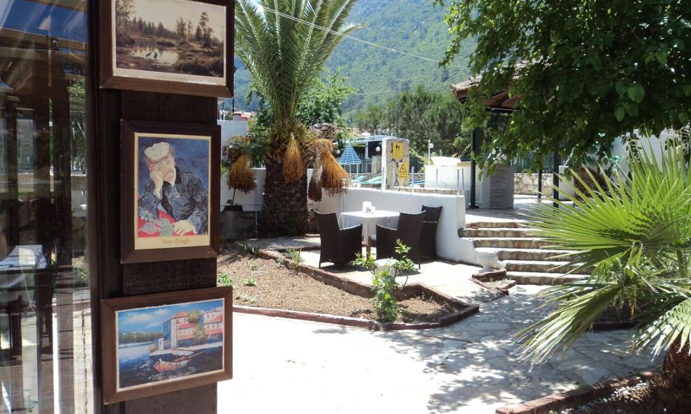 Club La Perla Hotel