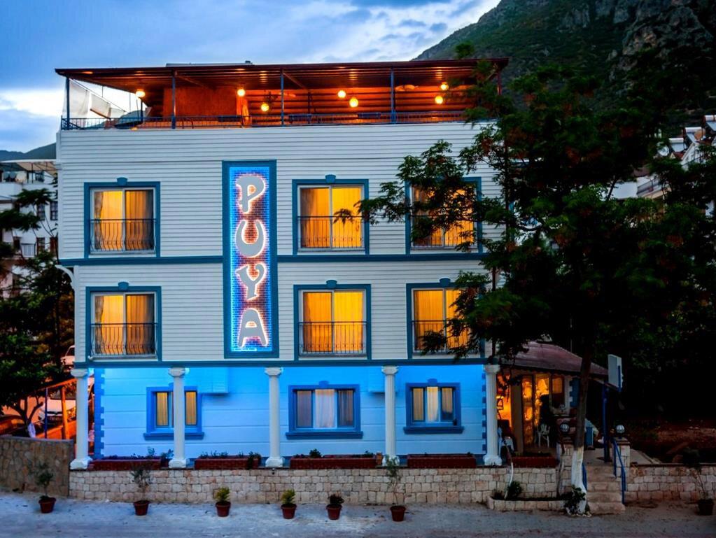 Hotel Puya