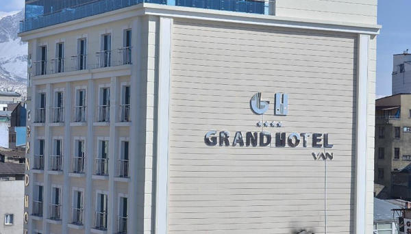 Grand Hotel Van