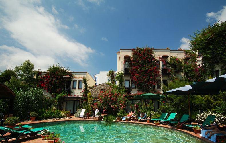 El Vino Hotels & Suites
