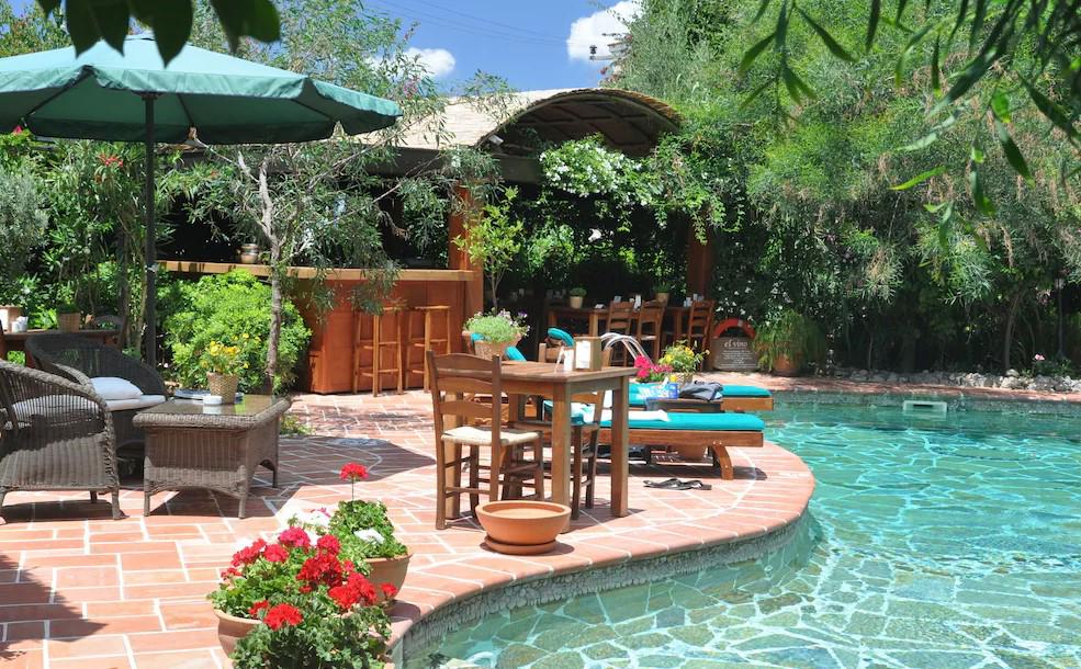 El Vino Hotels & Suites