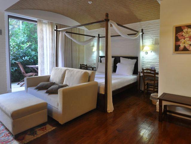 El Vino Hotels & Suites