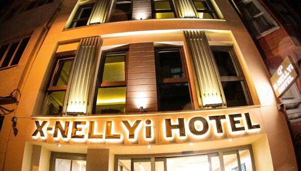 X Nellyi Hotel