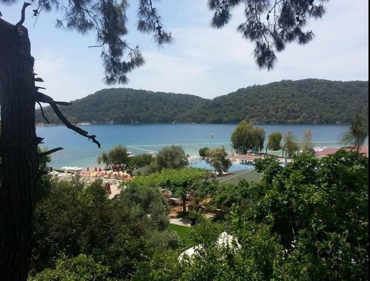 Golden Sand Beach Club & Caravan Holidays