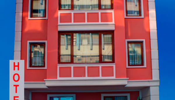 Hotel Real Life