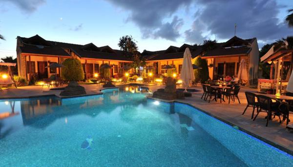 Grenadine Lodge