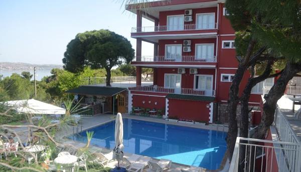 Tunc Hotel