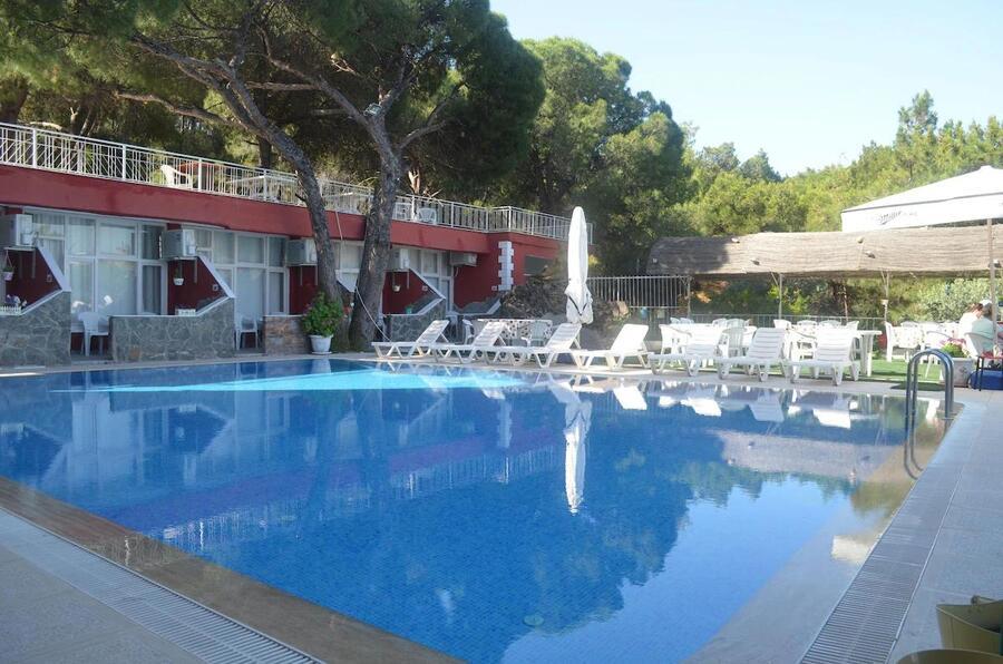 Tunc Hotel