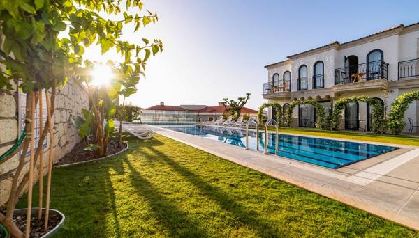 Cemal Alaçatı Butik Hotel