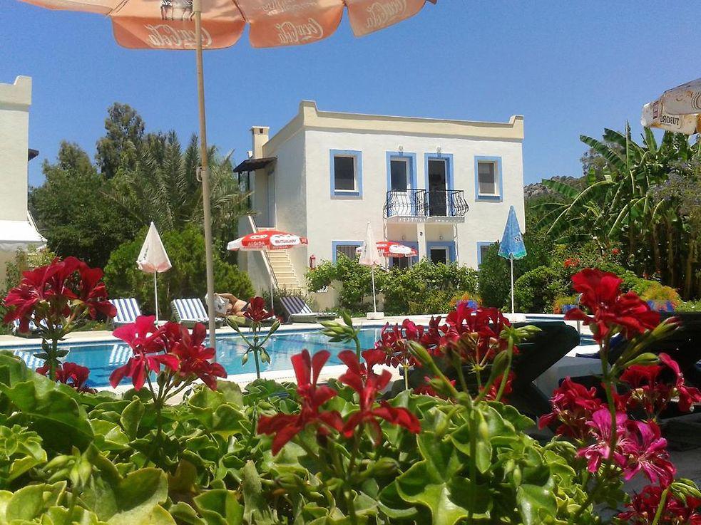 Paradise Garden Gümüşlük Evleri
