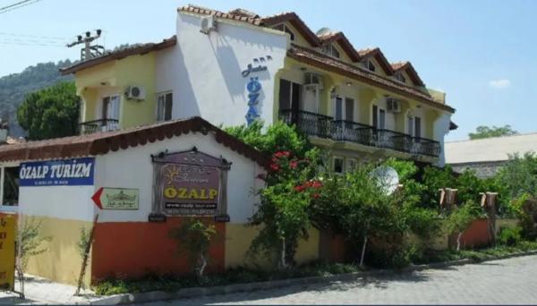 Junior Özalp Hotel