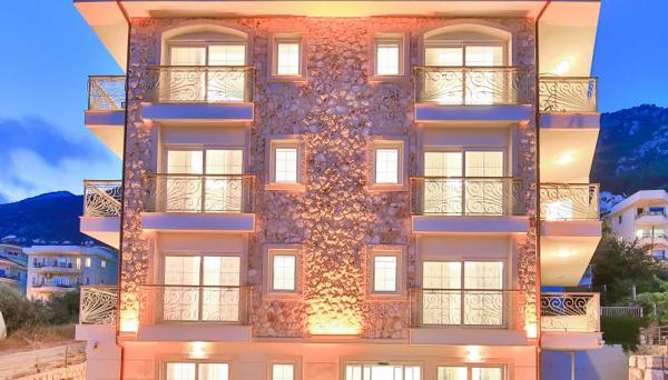 Hediye Hanım Suit Apart