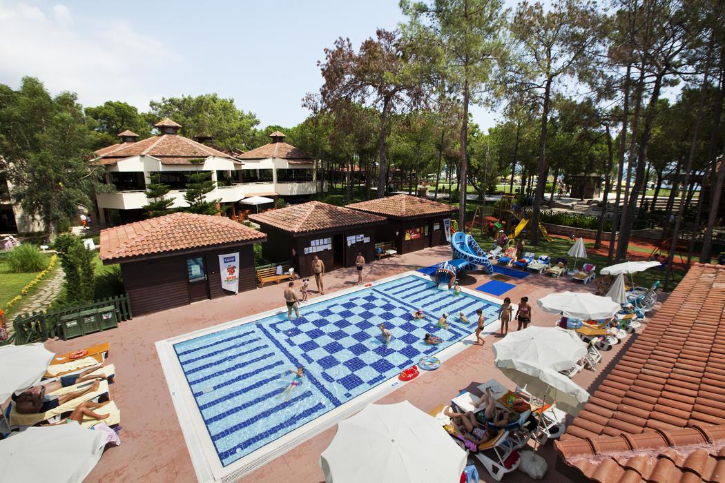 Champion Holiday Village