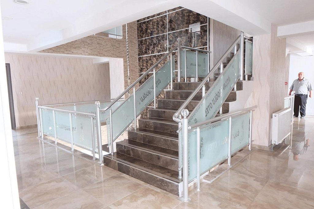 Oz Cavusoglu Hotel