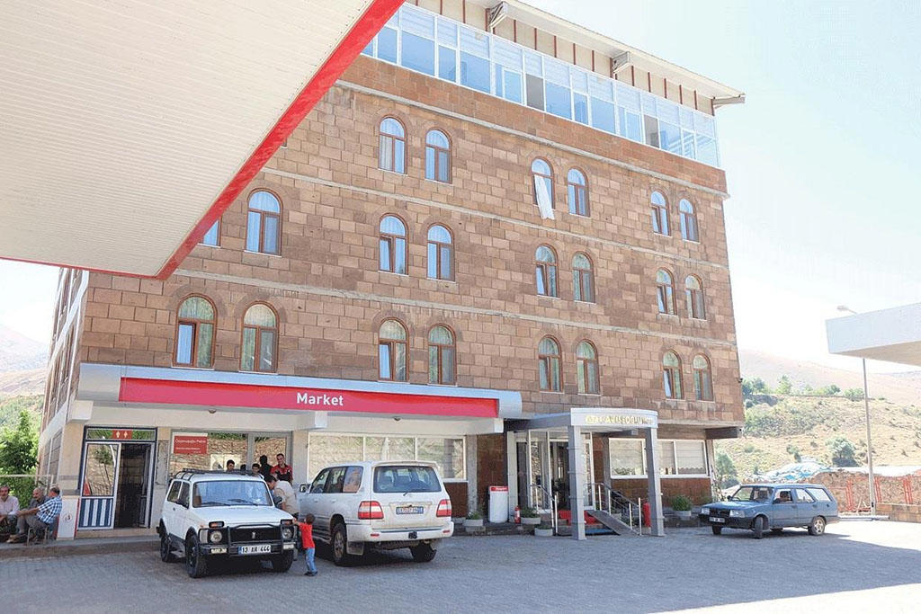 Oz Cavusoglu Hotel