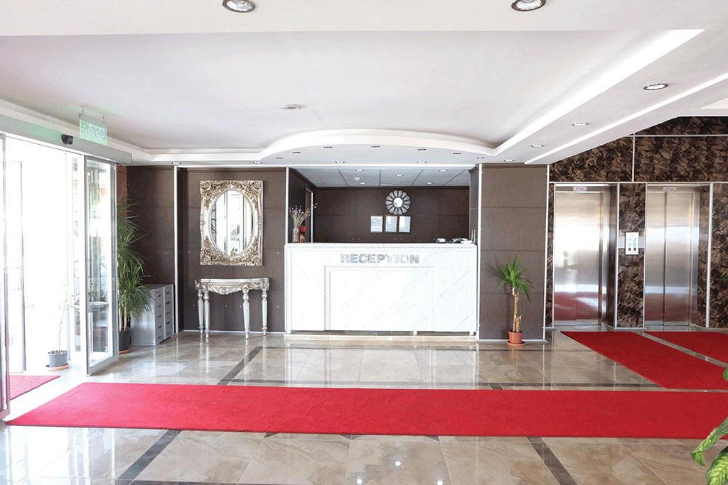 Oz Cavusoglu Hotel