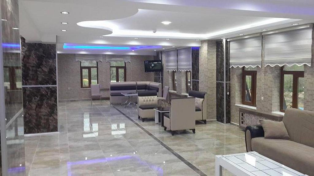 Oz Cavusoglu Hotel